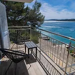 Laurel Apartment Tisno